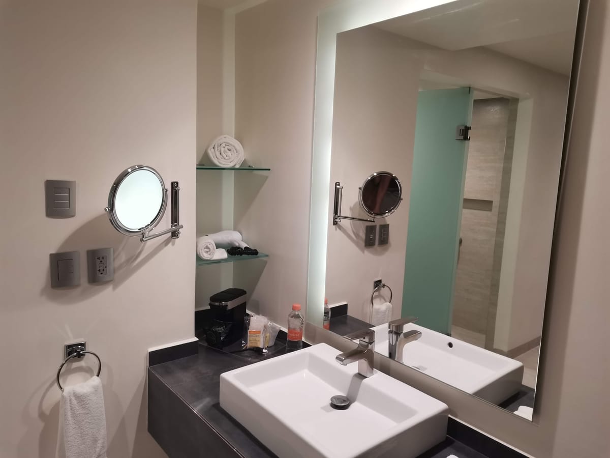 Holiday Inn Mexico Dali Airport by IHG — 4