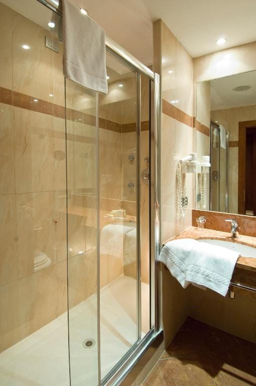 AS Hotel Monza — 2