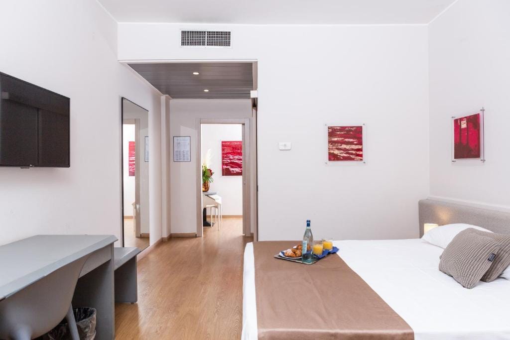 Helios Hotel — 3
