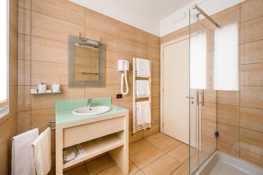 Hotel Cora — 3