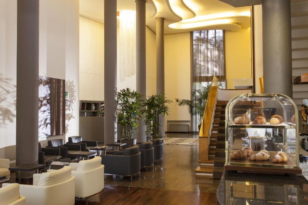 Hotel Cora — 4