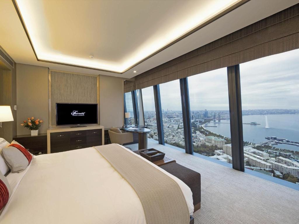 Fairmont Baku, Flame Towers — 5