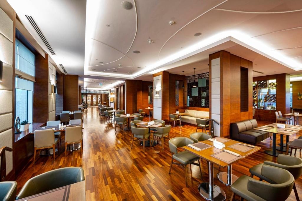 Holiday Inn Baku by IHG — 5