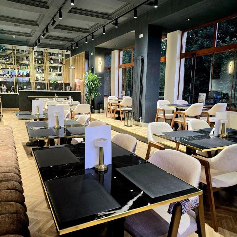 Maestro Address Hotel — 4