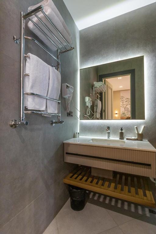Nizami Central Park Hotel — 2