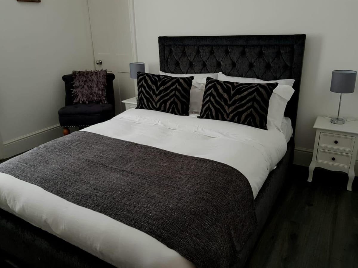Bexley Village Hotel — 5