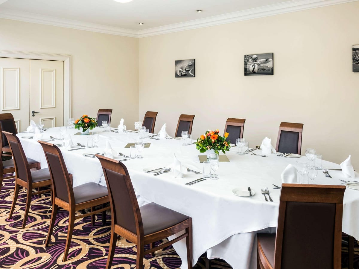Mercure Dartford Brands Hatch Hotel & Spa — 4