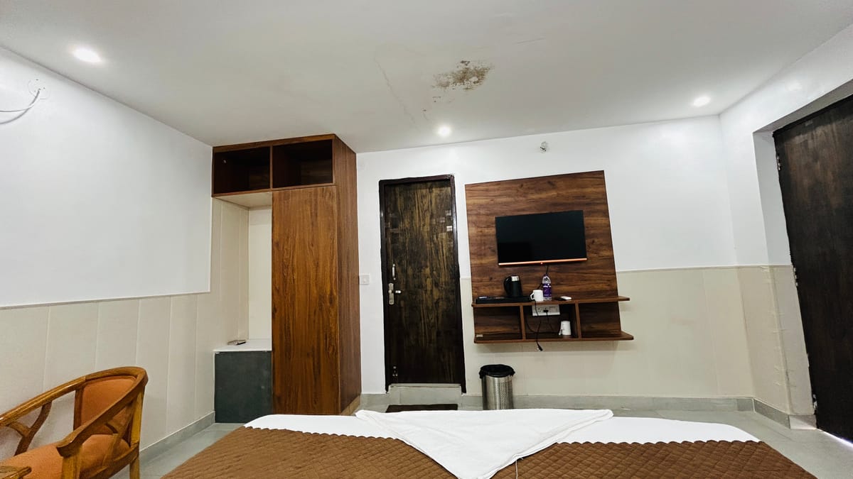 BELLE VISTA REGENCY — 3