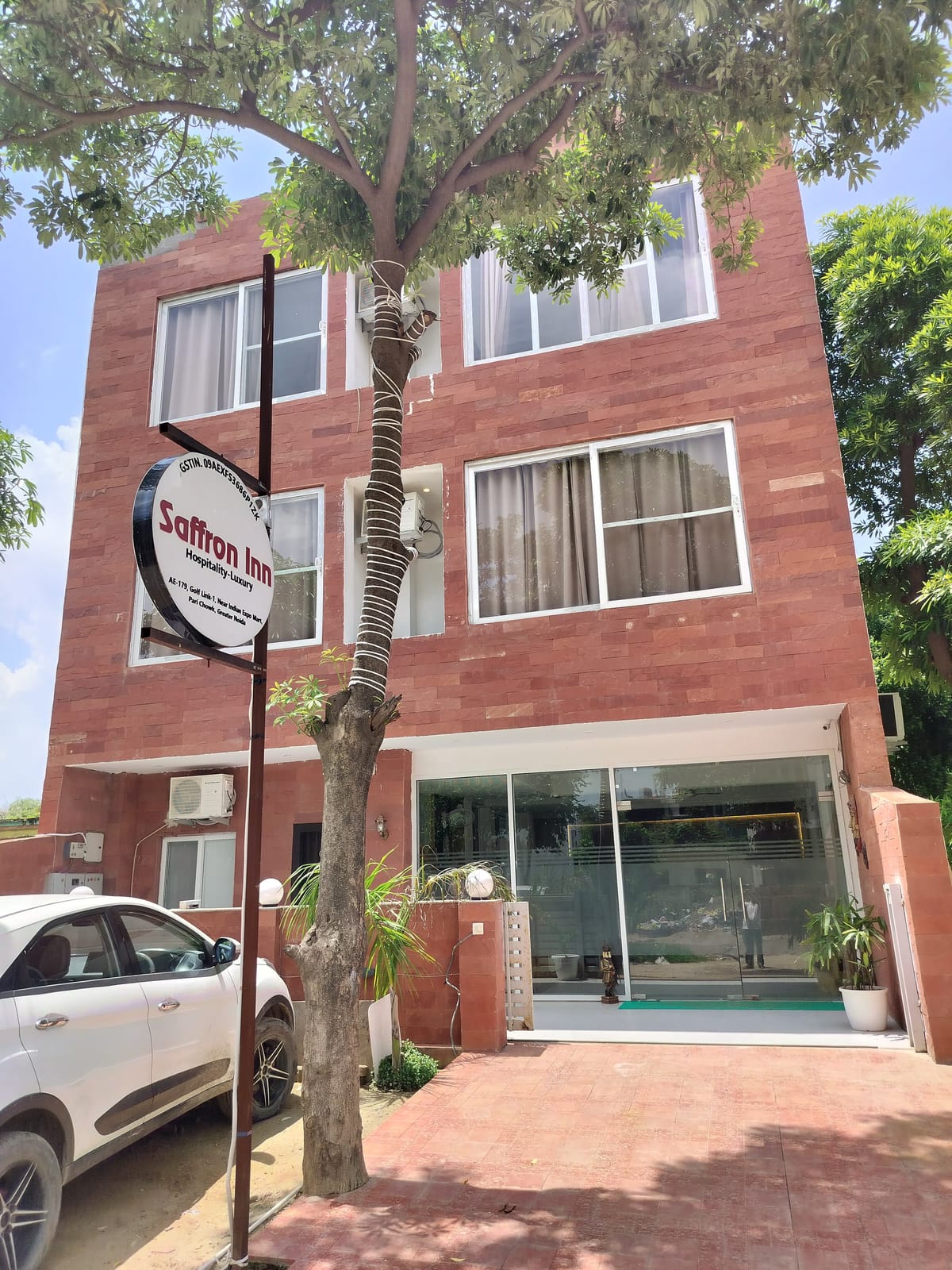 Saffron Inn — 2