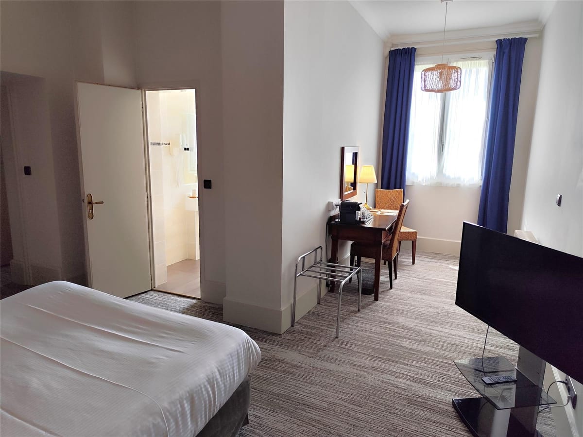 BEST WESTERN De Diane — 3