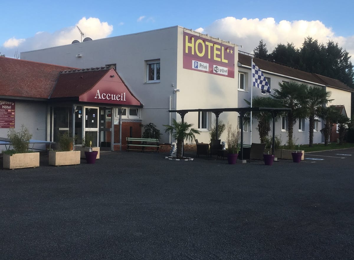 ENZO HOTEL NEVERS — 5