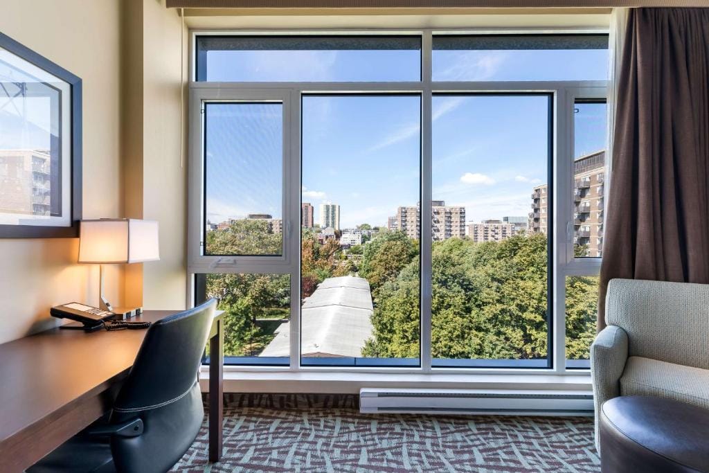 Best Western Plus Hotel Montreal — 5