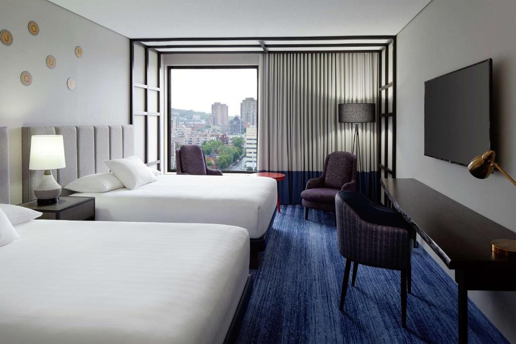DoubleTree By Hilton Montreal — 2