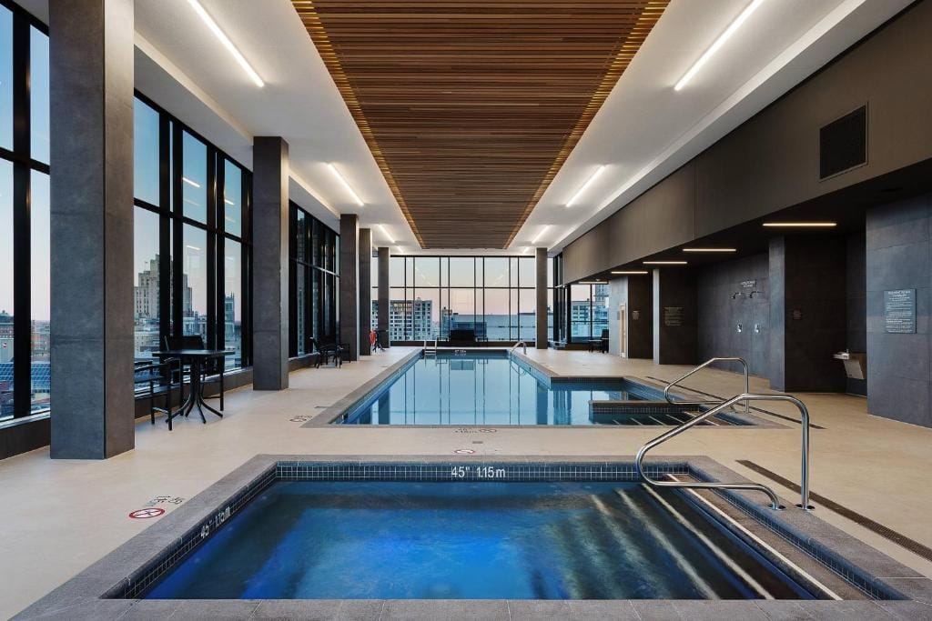 Hôtel AC Montréal Centre-ville — 4