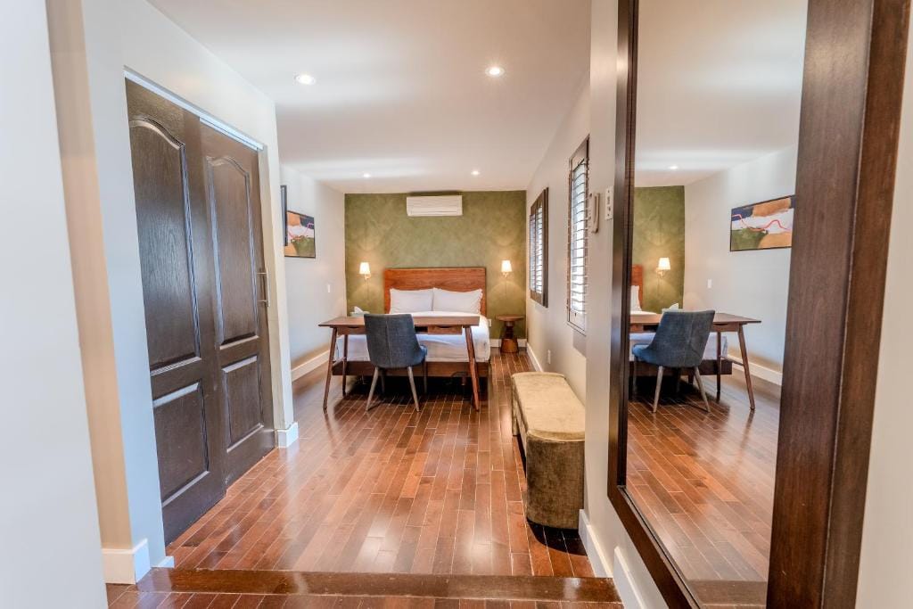 Self Check-In Boutique Hotel - Quartier latin - Room 203 — 2