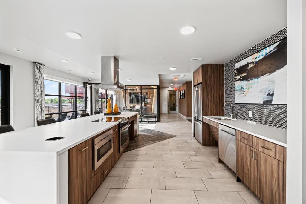 Placemakr Austin Downtown, Apartments by Hilton — 4