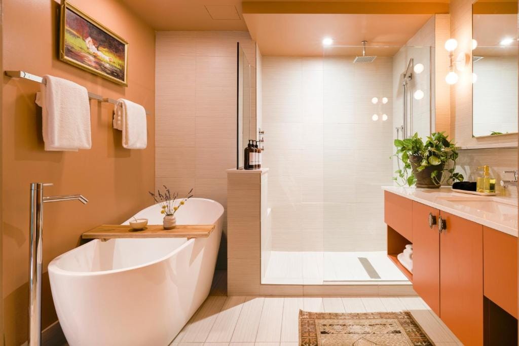 The Frances Modern Inn — 3