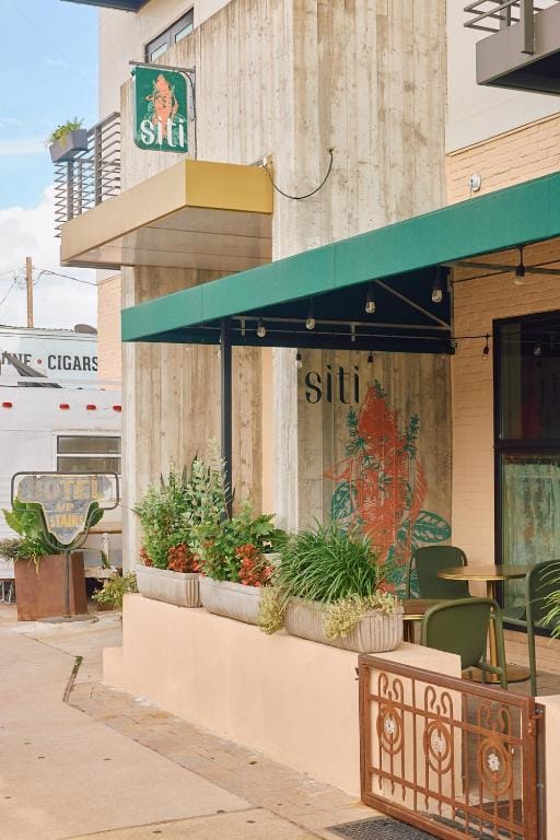 The Frances Modern Inn — 5