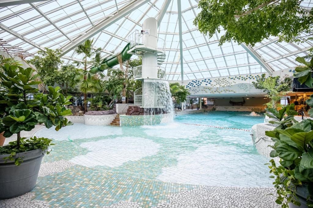Beachhotel Zandvoort by Center Parcs — 4
