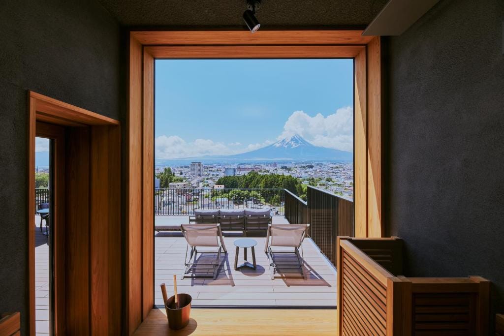 edit x seven FUJI GOTEMBA — 5