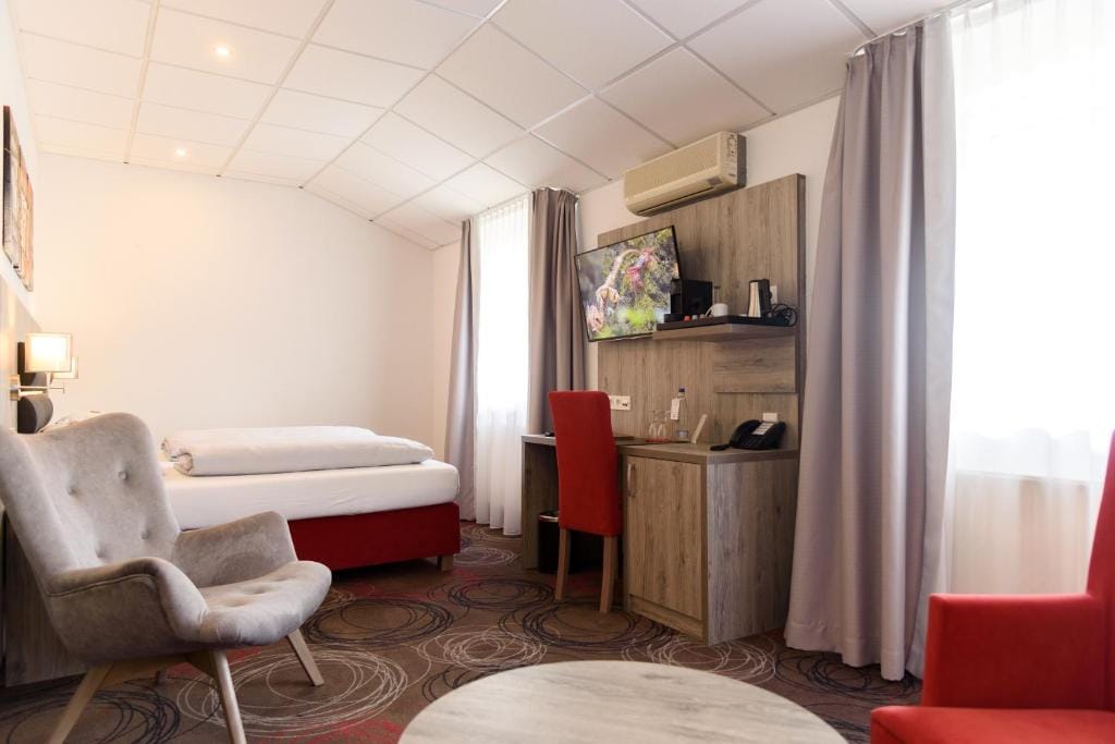 Hotel Engelhorn — 4