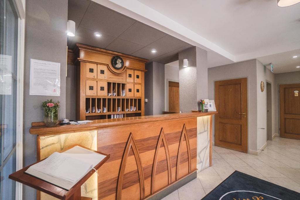 Mathias Rex — 5