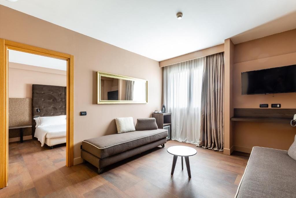 Anusca Palace Hotel — 4