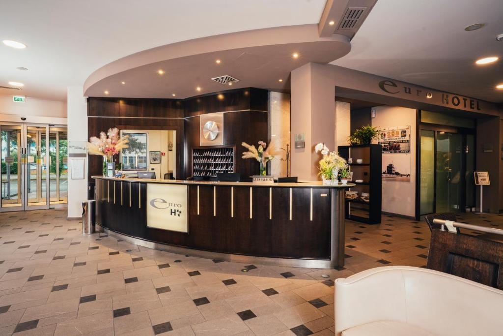 Euro Hotel — 3