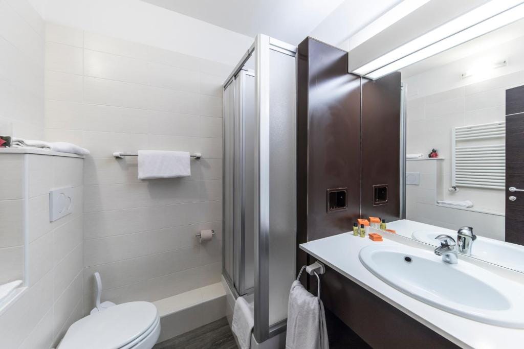 Hotel Donatello Imola — 4