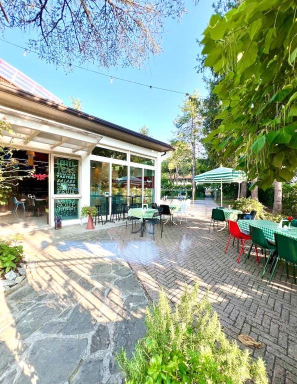 ZAPPI CYCLING HOTEL — 4