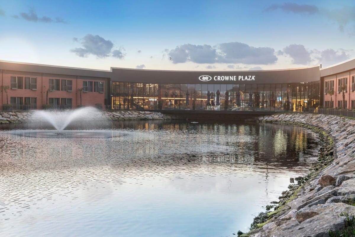 Crowne Plaza Istanbul Tuzla Viaport Marina by IHG