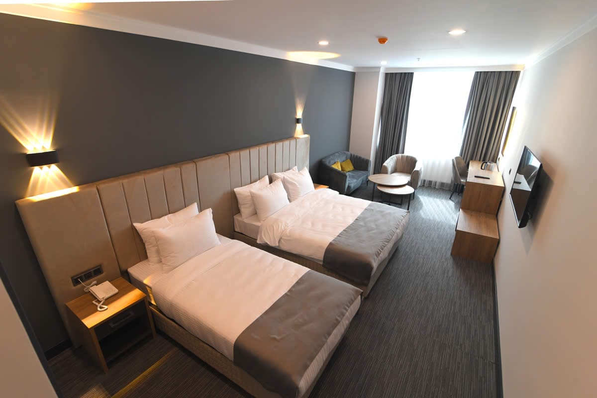 Home Plus Hotel