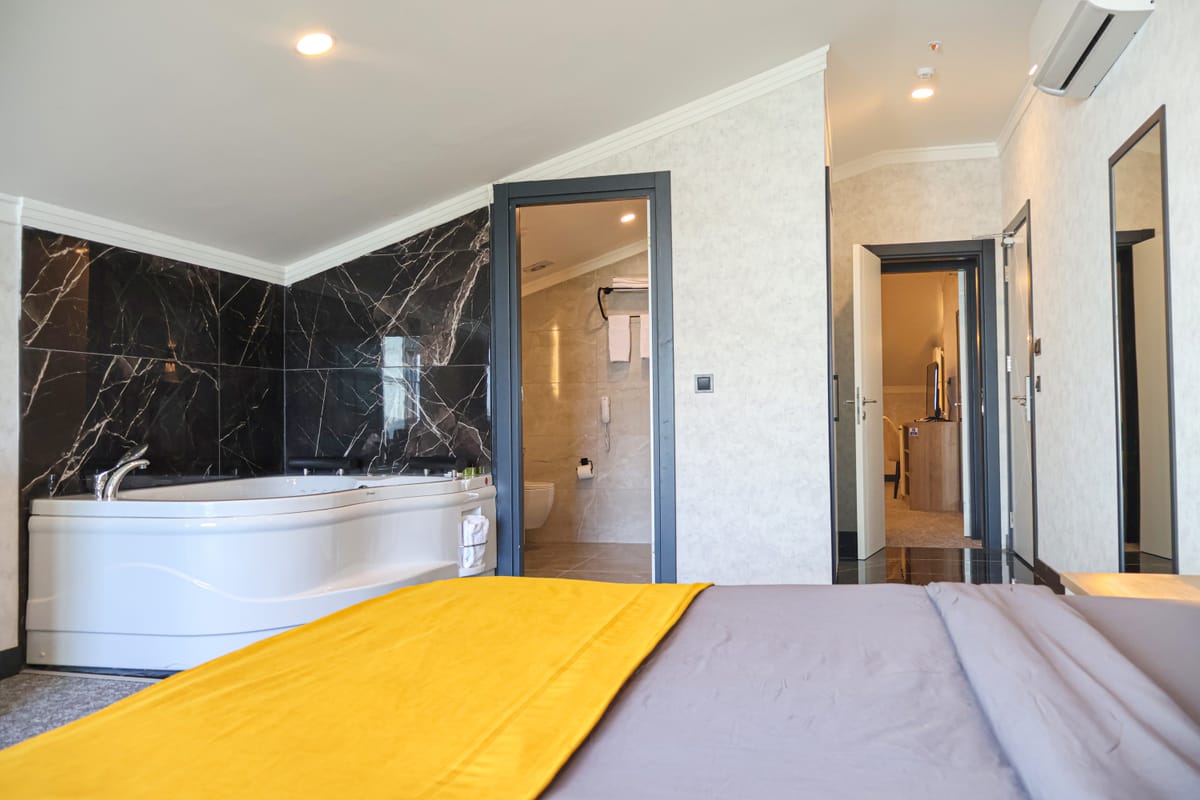 Home Plus Hotel — 3
