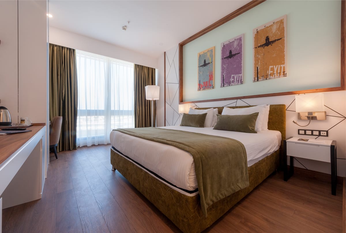 ISG Airport Hotel — 3