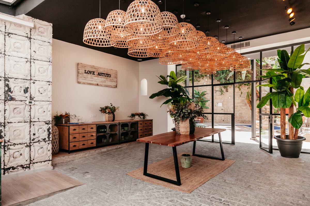 ASTUTO BOUTIQUE HOTEL — 3