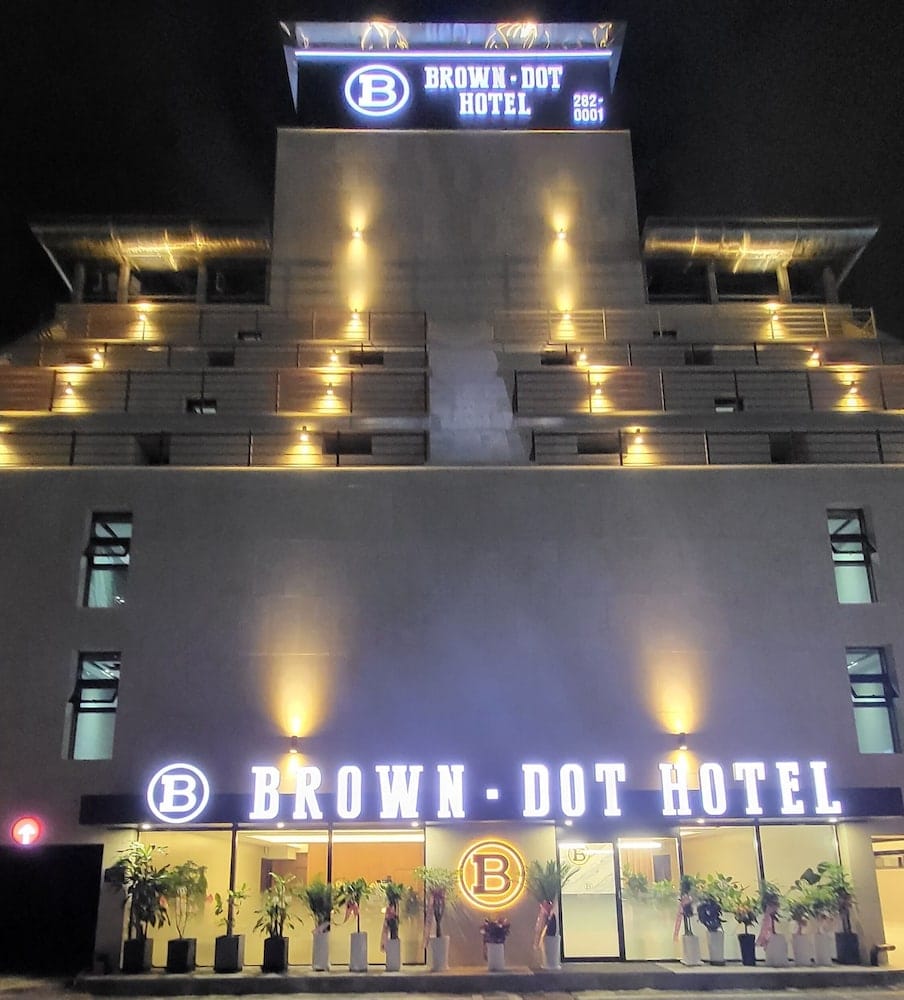 Browndot Hotel Peace Square — 2