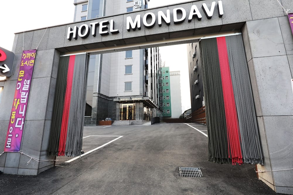 Hotel Mondavi — 5