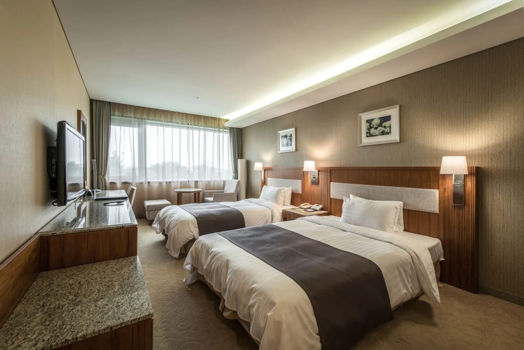 Shangria Hotel