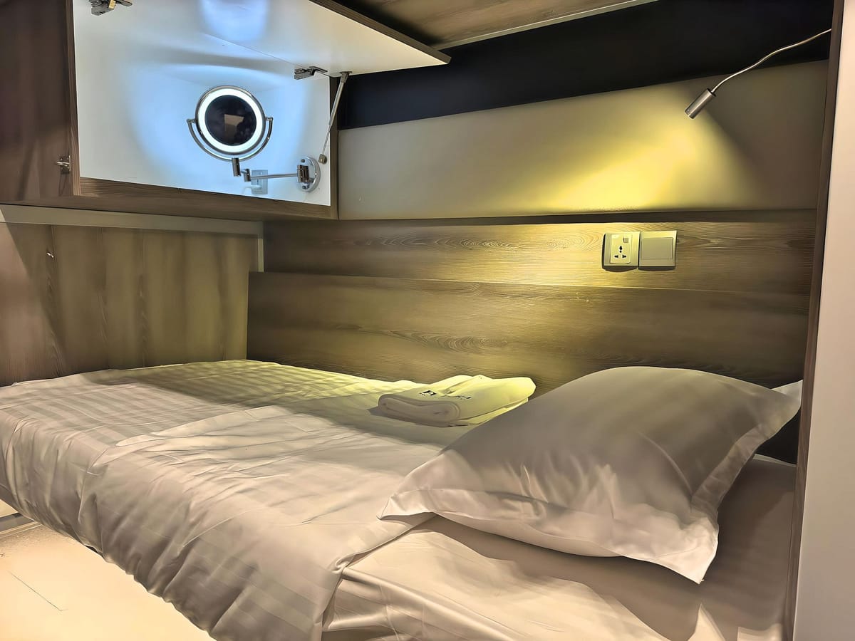 FUTURA BOUTIQUE HOSTEL — 2