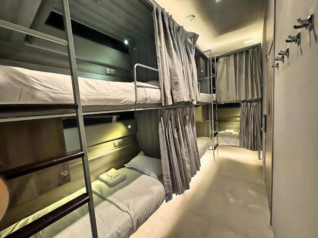 FUTURA BOUTIQUE HOSTEL — 3