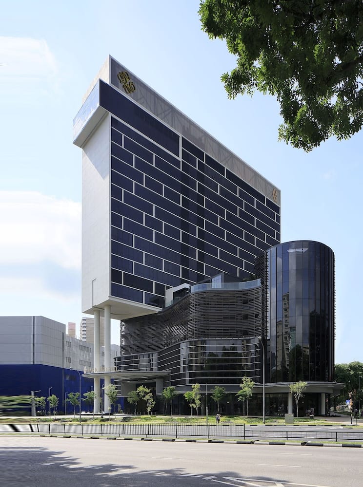 Momentus Hotel Alexandra — 5
