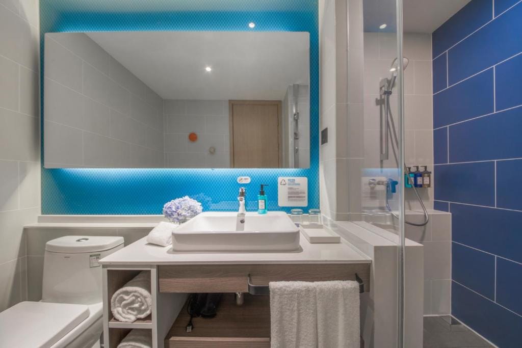 Holiday Inn Express Shanghai Jiading Center by IHG — 3