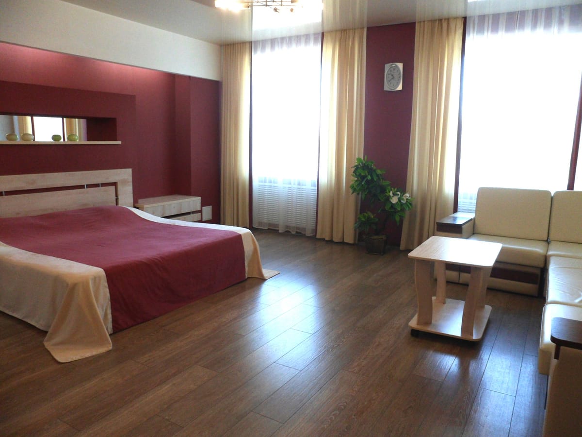 Euro Hotel — 2