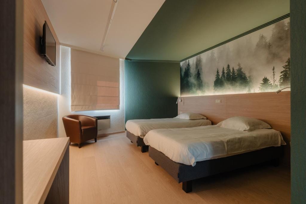 Hotel Saint-Hubert — 2