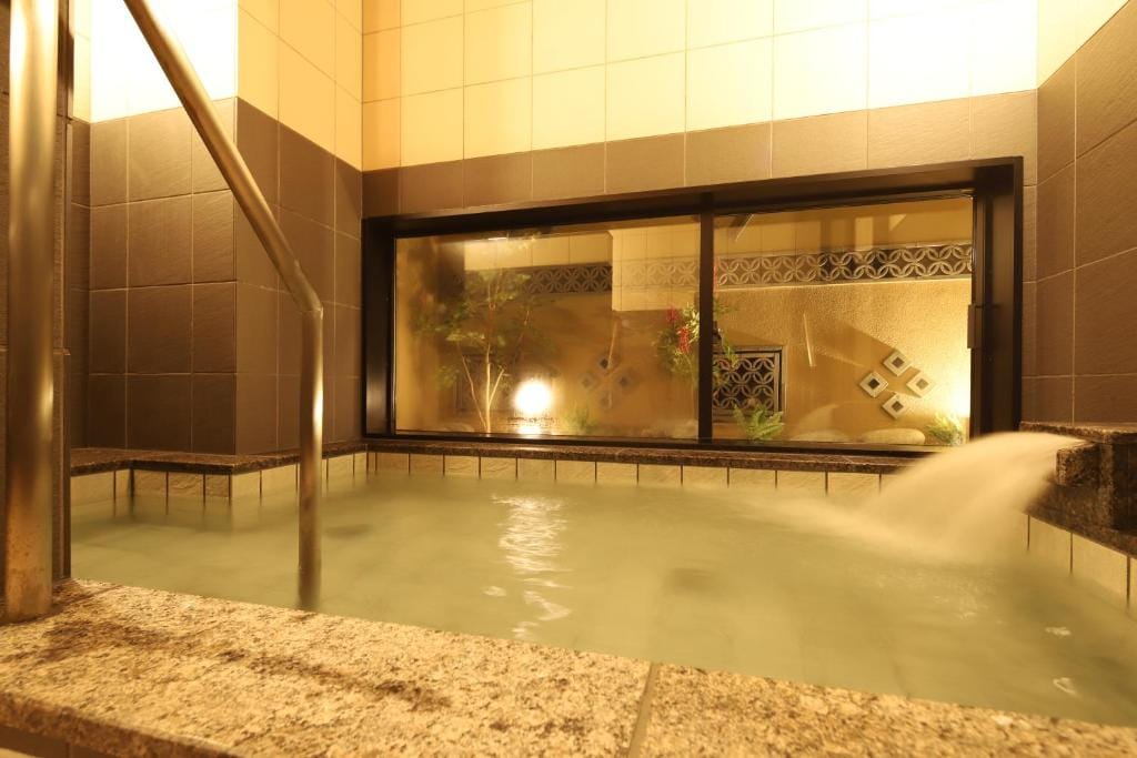 AB Hotel Konan — 4