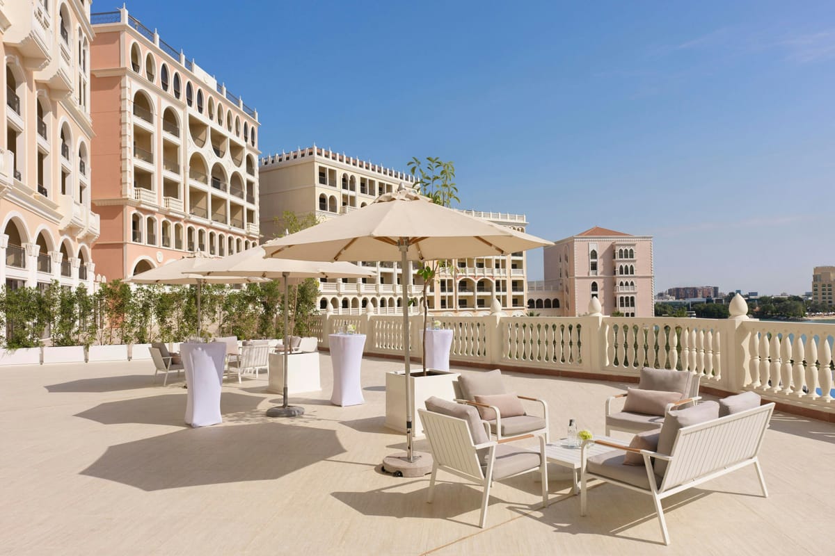 The Ritz-Carlton Abu Dhabi, Grand Canal — 5